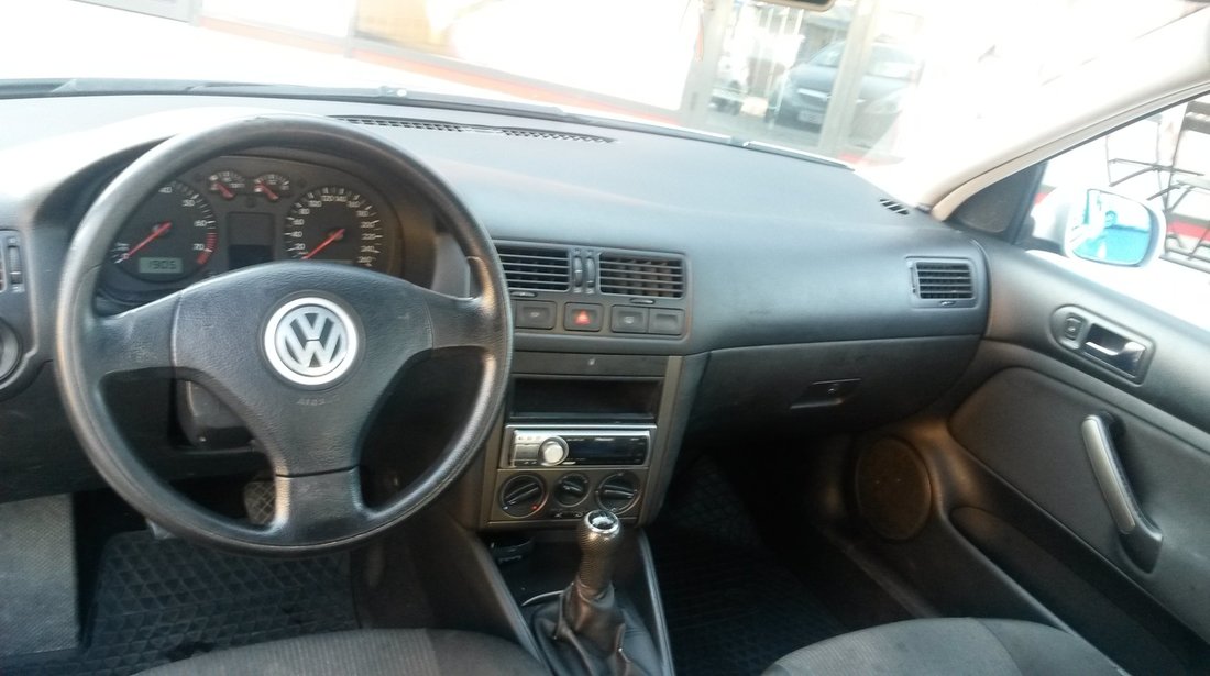 VW Bora 1.6 benzina 2003