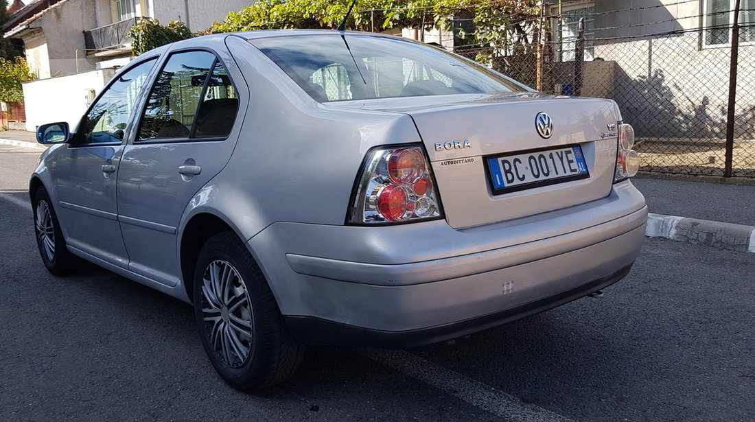 VW Bora 2.3i+GPL 6Trepte 4Motion 2000