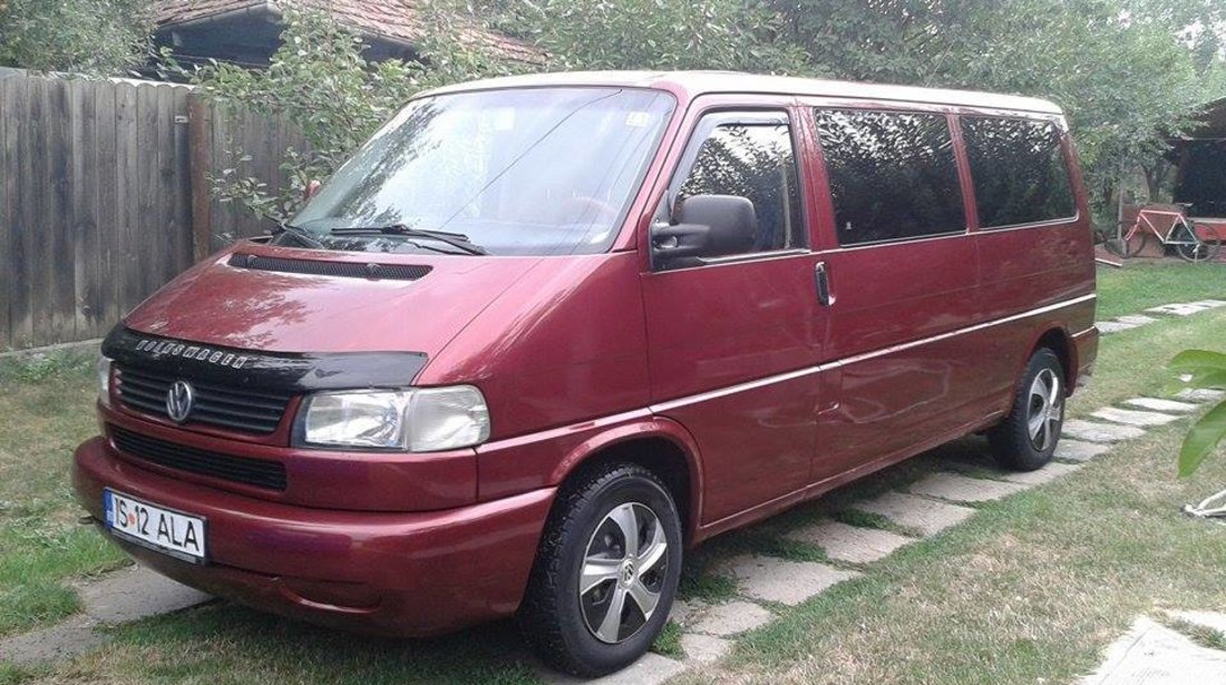 VW Caravelle acv 2461 2000