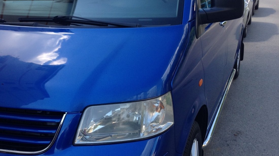 VW Caravelle AXD 2005