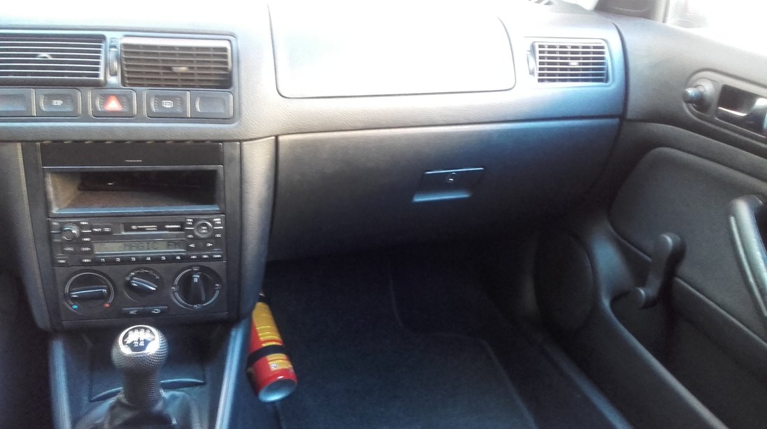 VW Golf 1.4 16v 2000