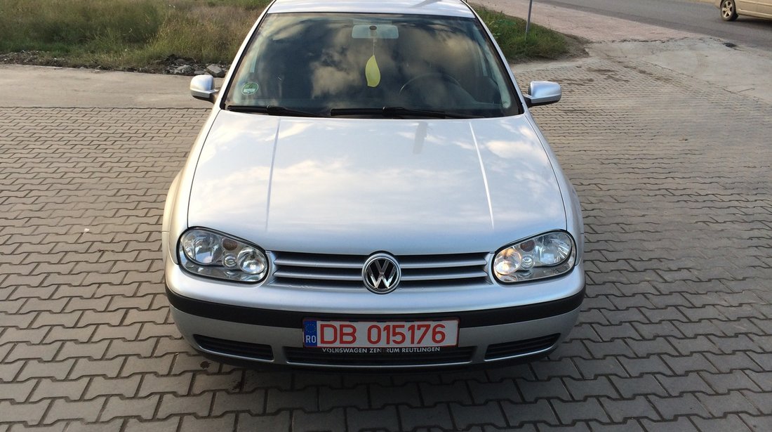 VW Golf 1,4 i 2001