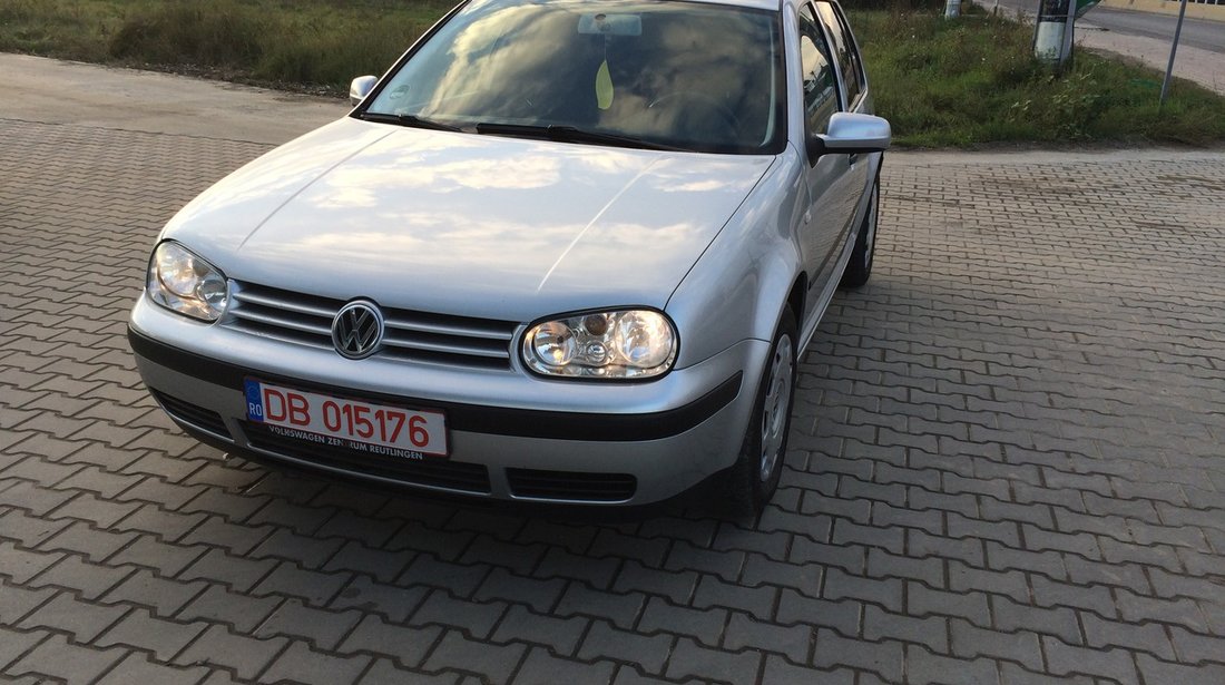 VW Golf 1,4 i 2001