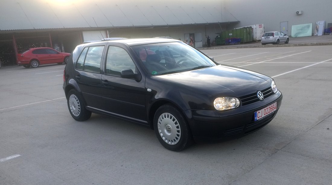 VW Golf 1.4 Klima 4 usi 2003