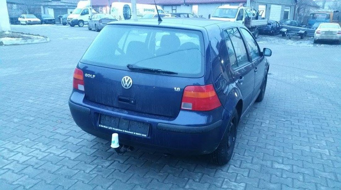 VW Golf 1.6 16v 2000