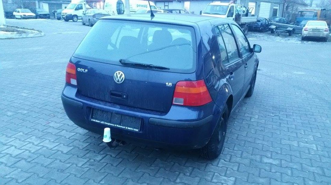 VW Golf 1.6 16v 2000