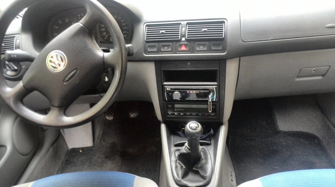 VW Golf 1.6 2001