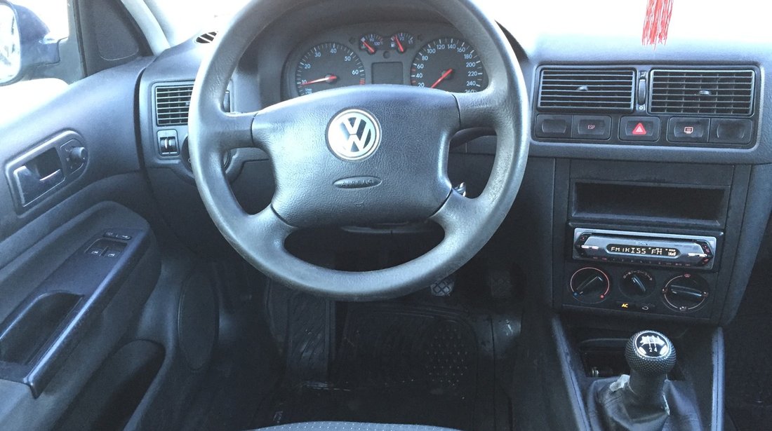 VW Golf 1.6 2003