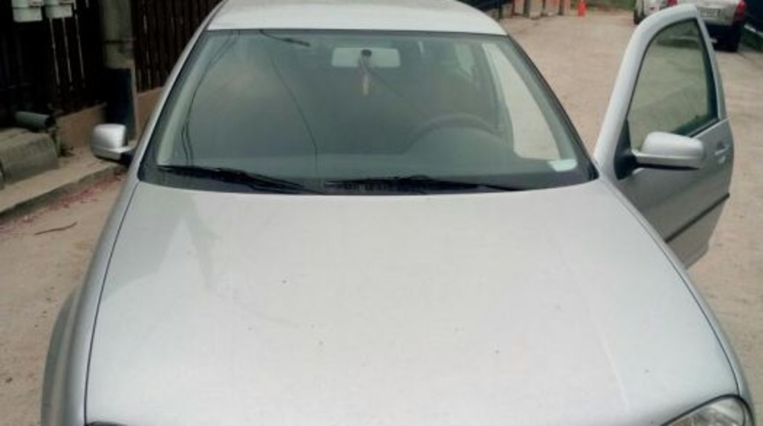 VW Golf 1.6 AZD 2002