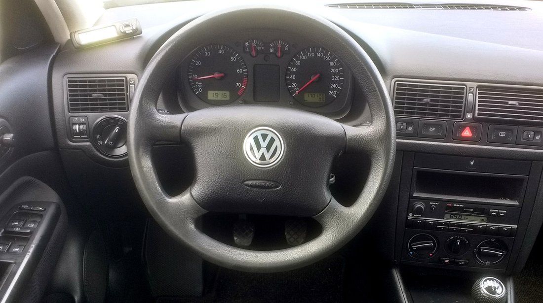 VW Golf 1.6 Benz Edition 2001