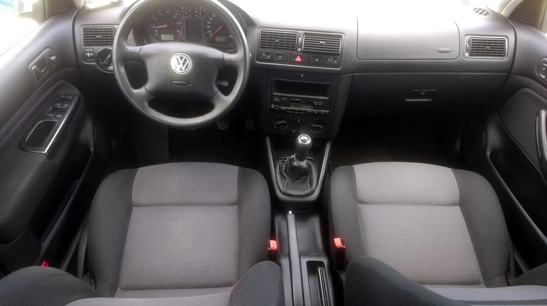 VW Golf 1.6 Benz Edition 2001