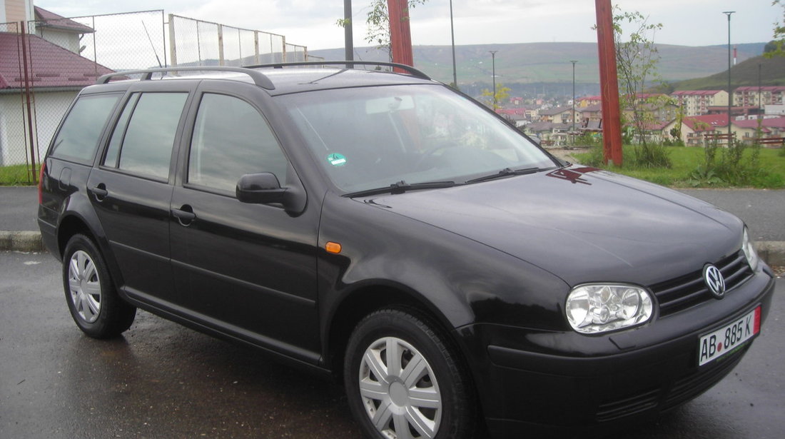 VW Golf 1.6 benzina 2005