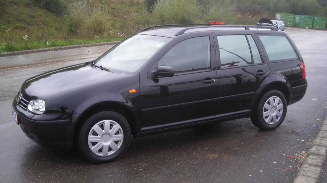 VW Golf 1.6 benzina 2005