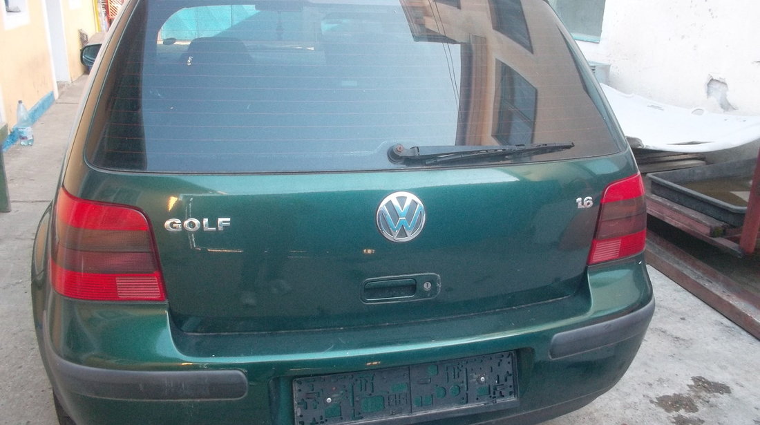 VW Golf 1.6 sr 1998