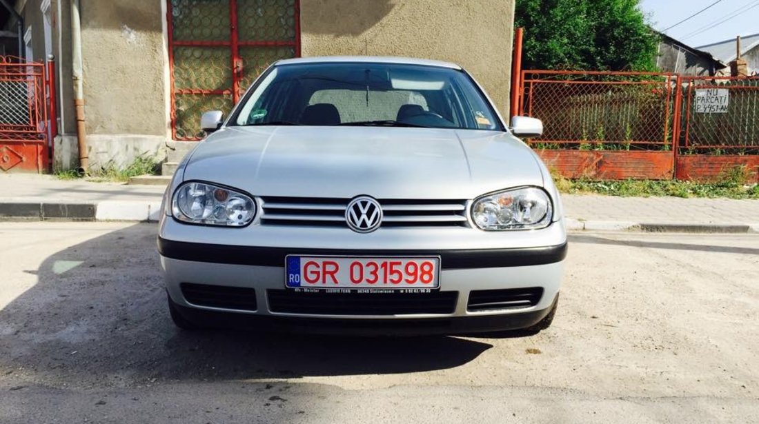 VW Golf 1.6 sr 1999