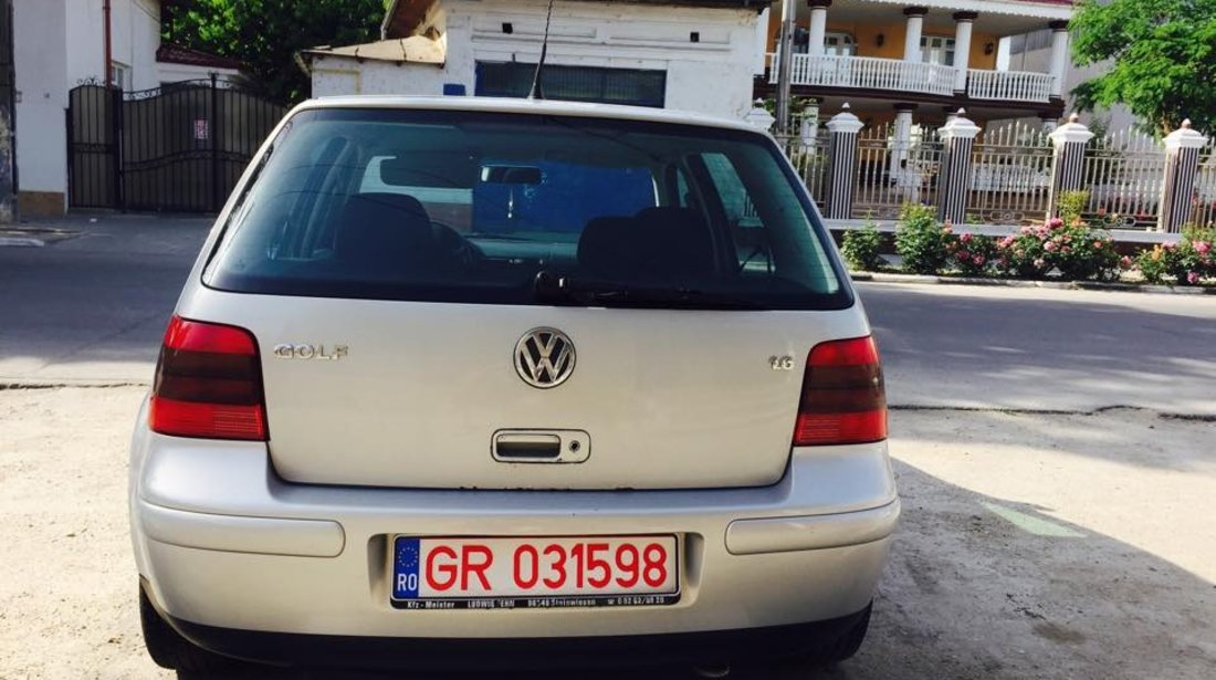 VW Golf 1.6 sr 1999