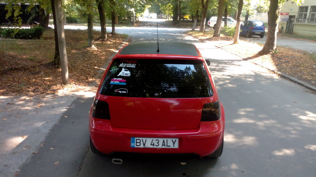 VW Golf 1.6 sr 1999