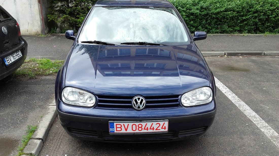 VW Golf 1,8 benzina 2000