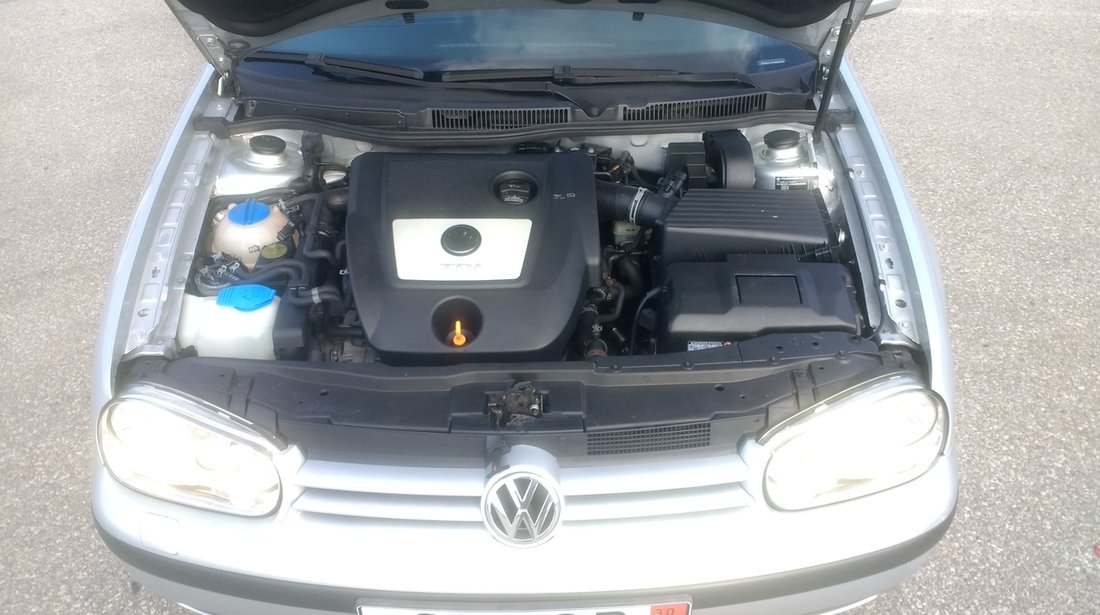 VW Golf 1.9 TDI - 101 CP 2005