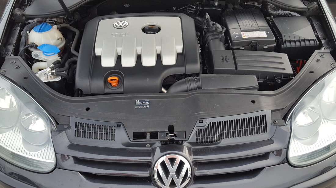 VW Golf 1.9 TDi – 105 CP 2005