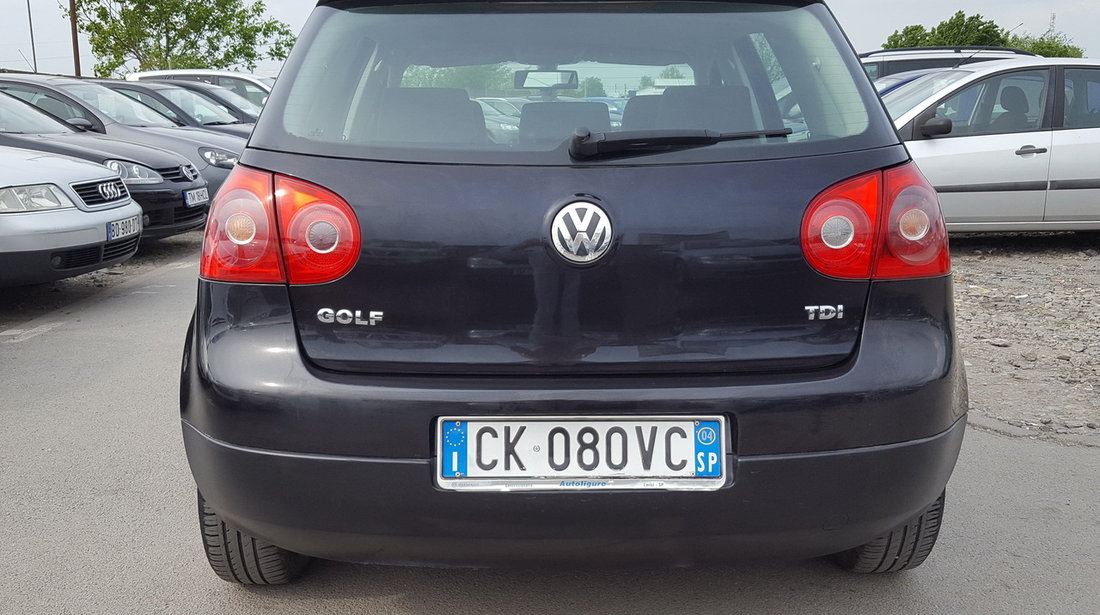 VW Golf 1.9 TDi – 105 CP 2005