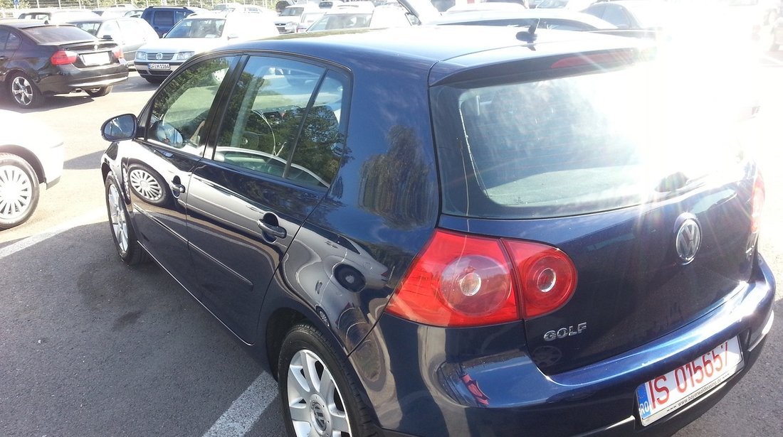 VW Golf 1,9tdi-105cp-e4 2005