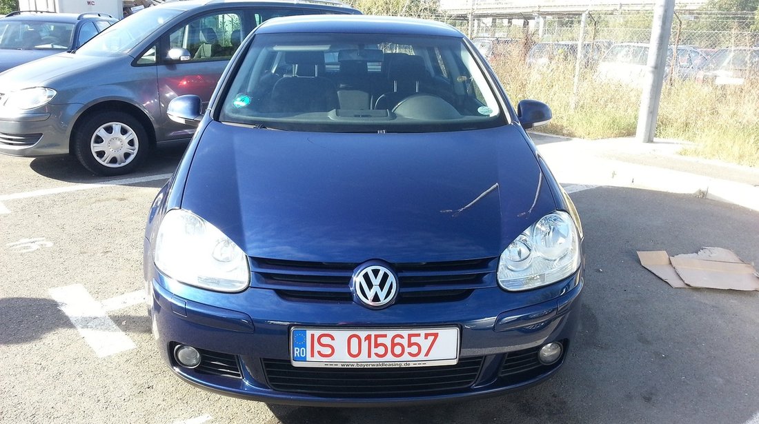 VW Golf 1,9tdi-105cp-e4 2005