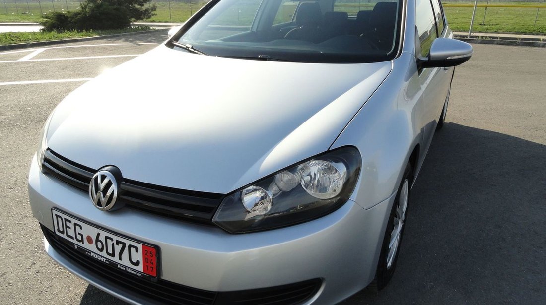 VW Golf 105 Cp.START/STOP.DUBLU CLIMATRONIC.NAVI+MAGAZIE 6CD 2011