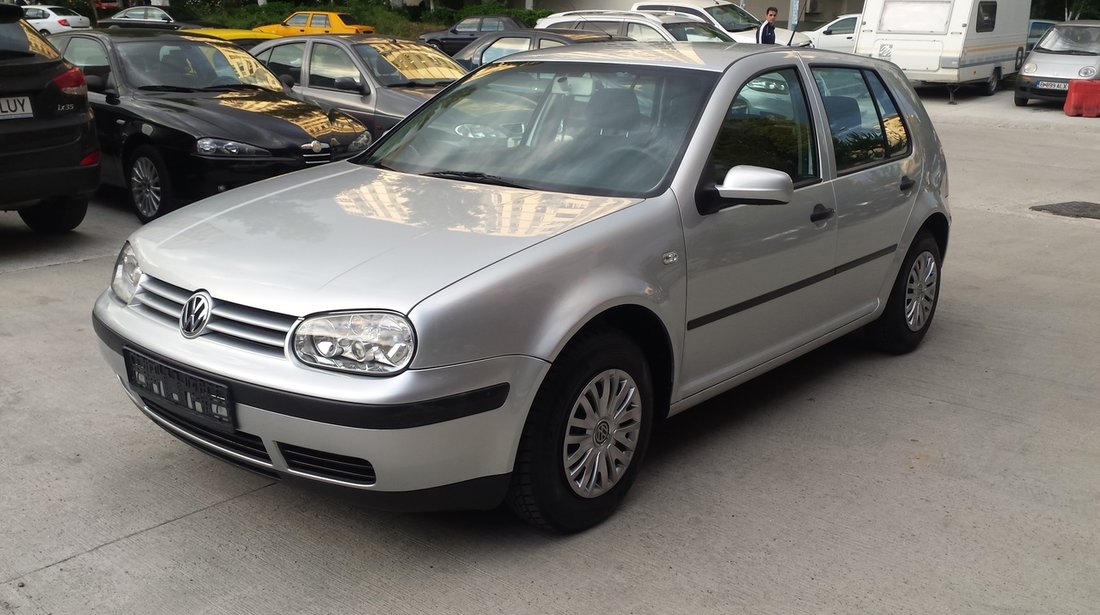 VW Golf 14 2001