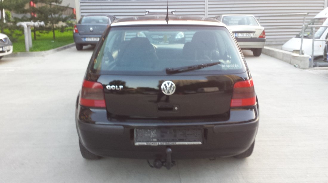 VW Golf 14 2002