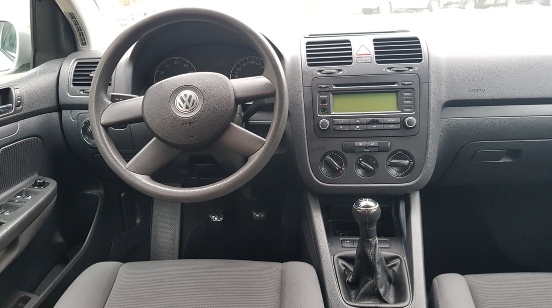 VW Golf 14 2005