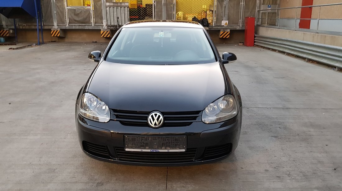 VW Golf 14 2005