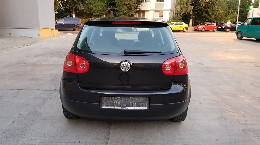 VW Golf 14 2005