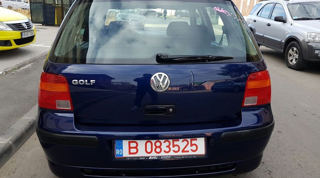 VW Golf 14 benzina 2000