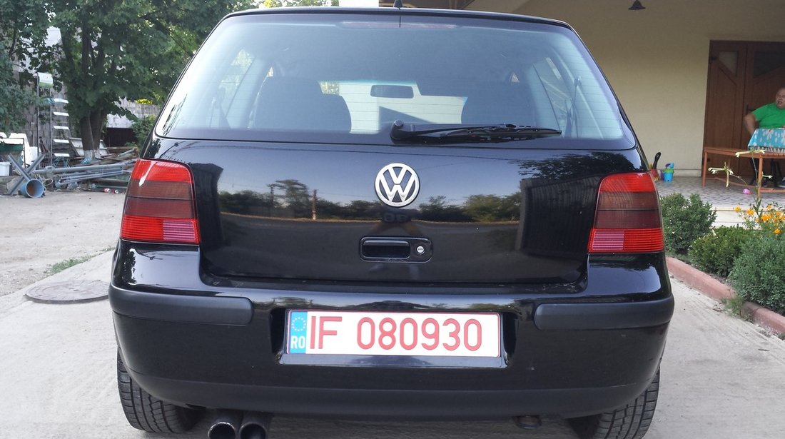 VW Golf 1600-16v 2001