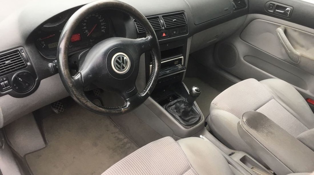 VW Golf 1600 2001