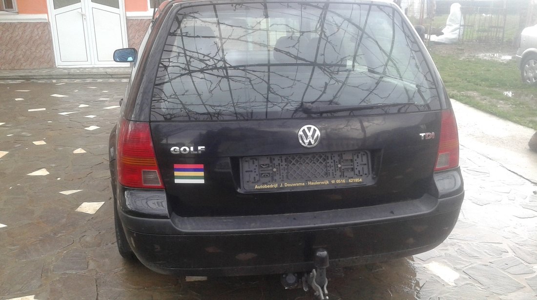 VW Golf 1900 2002