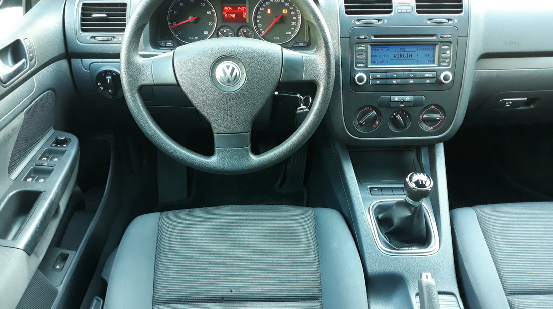 VW Golf 5 1.6Benzina 102Cp.Euro4.Klima 2005