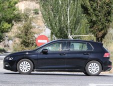 VW Golf 8 - Ultimele poze spion