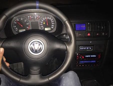 VW Golf de 900 CP