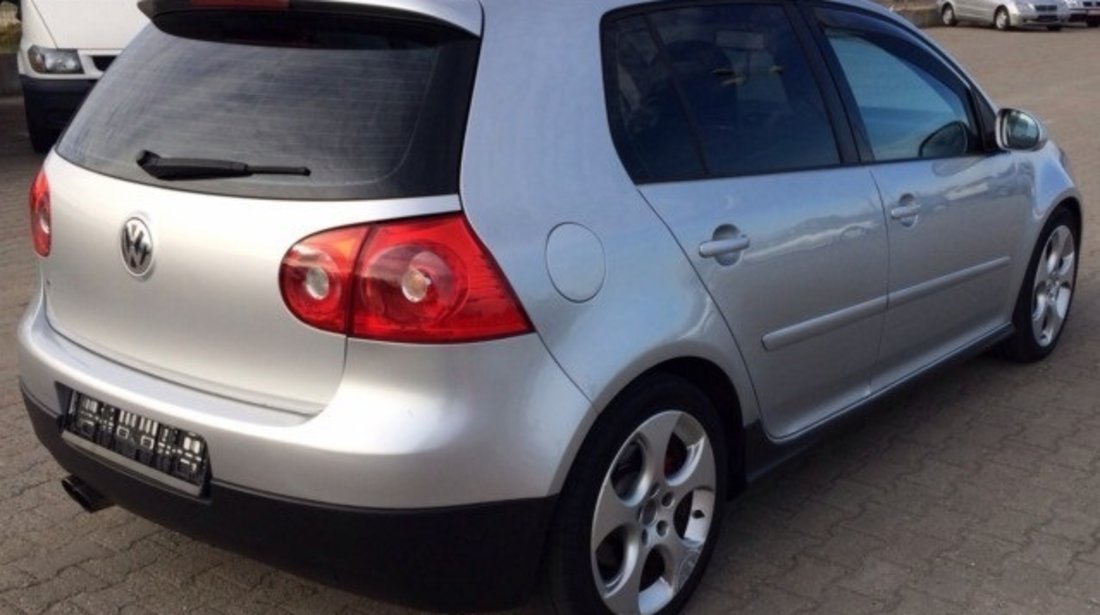 VW Golf GTI 5- 2.0 GTi 2005