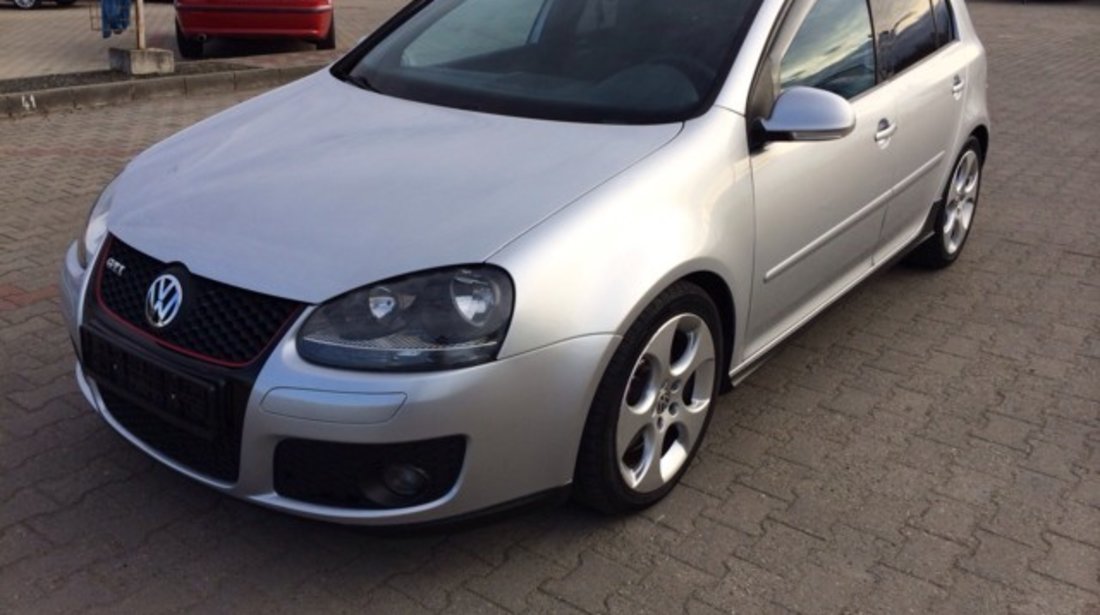 VW Golf GTI 5- 2.0 GTi 2005