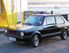 VW Golf GTI cu 27.000 km