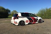 VW Golf GTI cu perne de aer