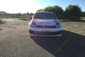 VW Golf GTI cu perne de aer