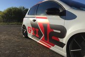 VW Golf GTI cu perne de aer