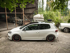 VW Golf GTI Edition 35 by Dotz Shift