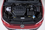 VW Golf GTI si GTE