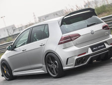 VW Golf R by ASPEC