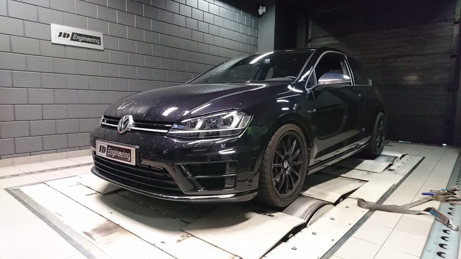 VW Golf R de 519 CP